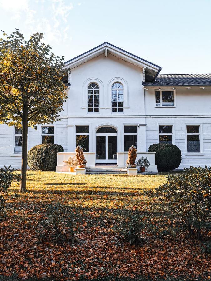 Hotel Weisses Schloss Heringsdorf  Exterior photo