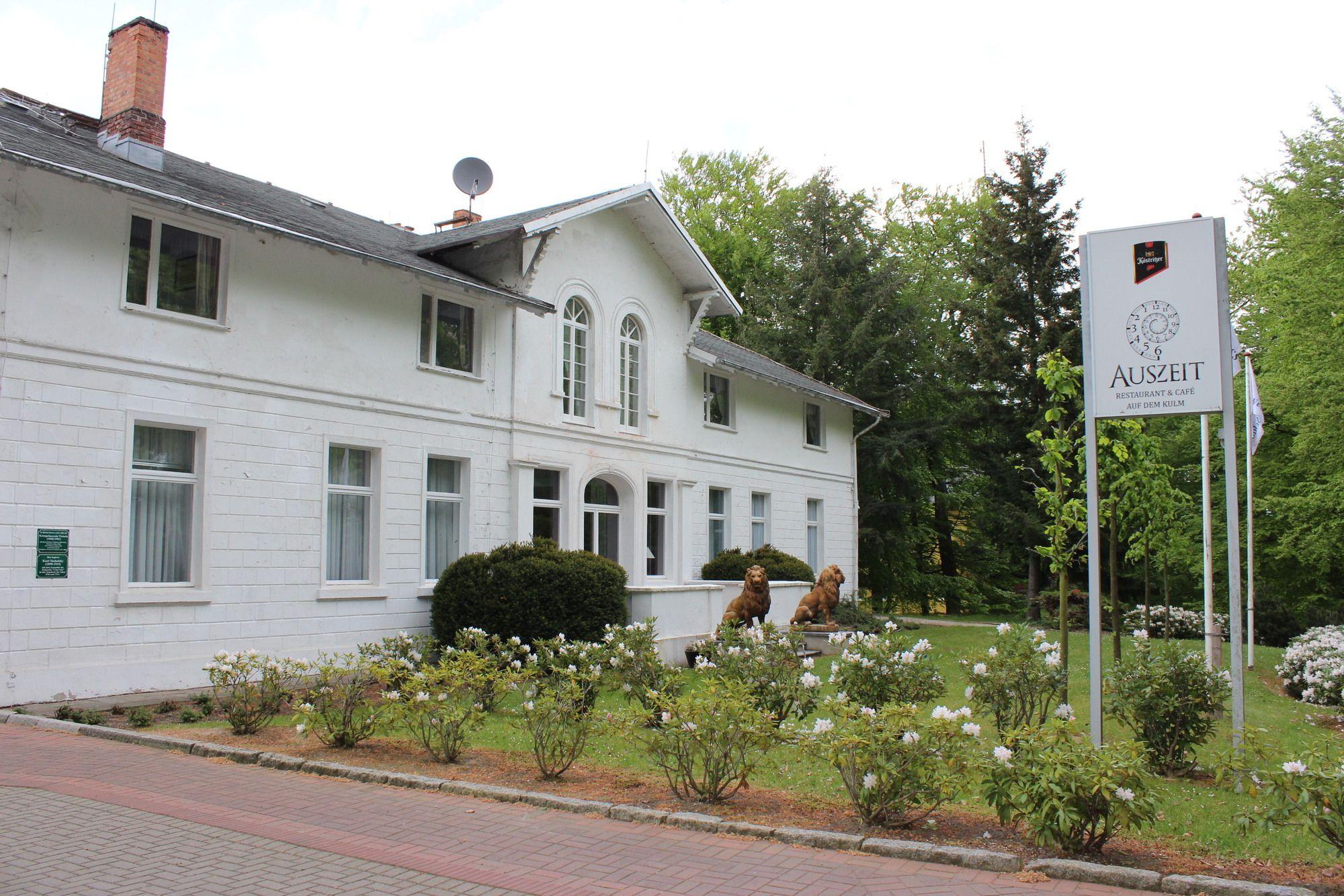 Meeressterne Hotel Weisses Schloss Heringsdorf  Exterior photo